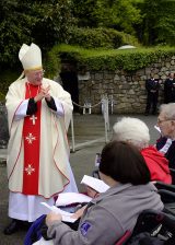 2013 Lourdes Pilgrimage - SATURDAY TRI MASS GROTTO (72/140)